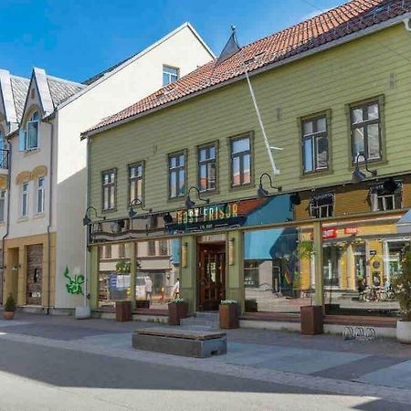 Ditt Private Hotellrom Tromsø Exteriör bild